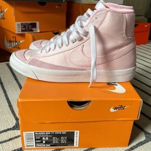 Nike Blazer pink foam women’s 8 men’s 6.5